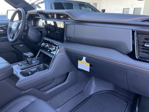 New 2026 GMC Sierra 1500 AT4 w/ AT4 Premium Package image 29