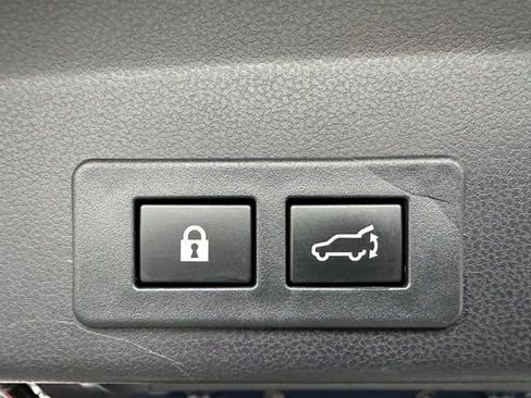 Used 2023 Subaru Ascent Limited w/ Technology Package AWD/4WD image 26