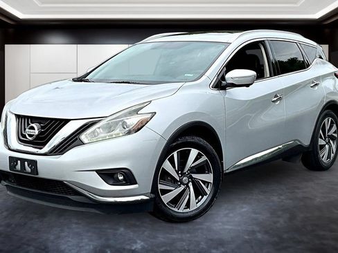 Used 2015 Nissan Murano Platinum w/ Platinum Technology Package AWD/4WD image 3