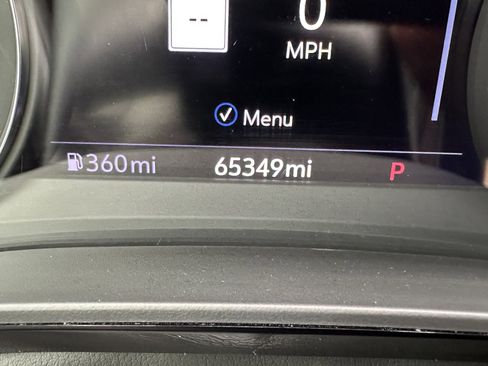 Used 2021 Cadillac XT5 Premium Luxury FWD image 25
