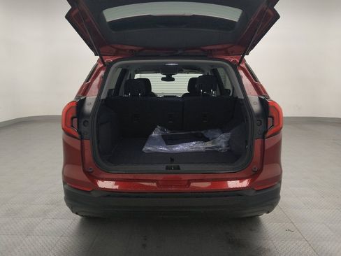 Used 2020 GMC Terrain SLE image 29