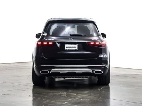 New 2026 Mercedes-Benz GLS 450 4MATIC image 3