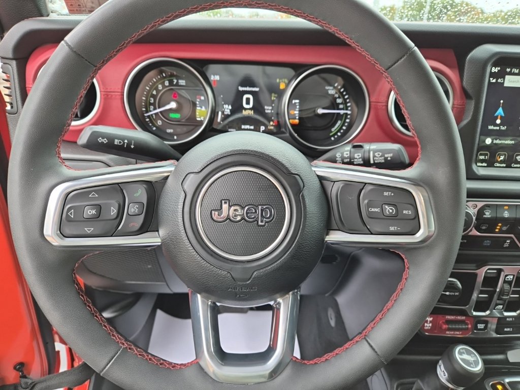 Used 2023 Jeep Wrangler Unlimited Rubicon 4xe AWD/4WD image 34
