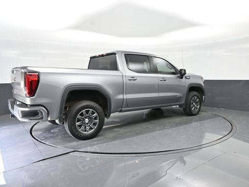 Used 2024 GMC Sierra 1500 AT4 w/ Technology Package image 11