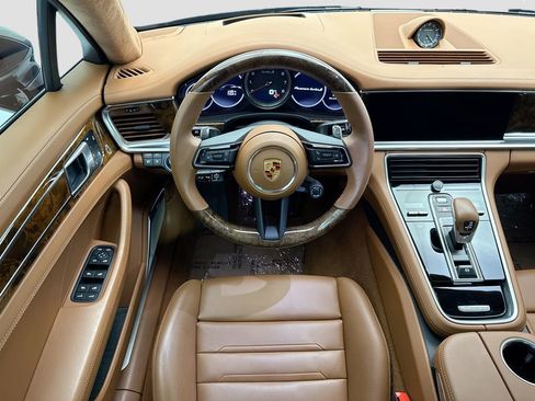 Used 2023 Porsche Panamera Turbo S Executive AWD/4WD image 10
