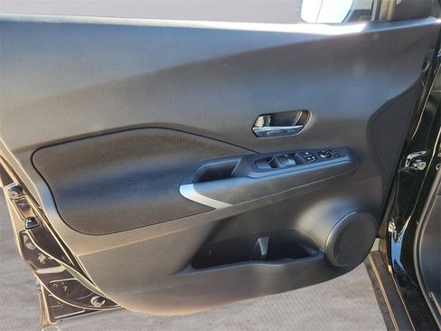 Used 2024 Nissan Kicks SV image 14