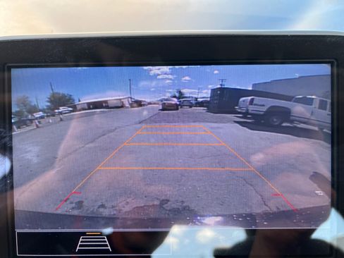 Used 2021 Chevrolet Malibu RS FWD image 22