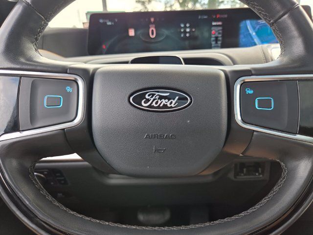 Used 2025 Ford Expedition Tremor AWD/4WD image 34