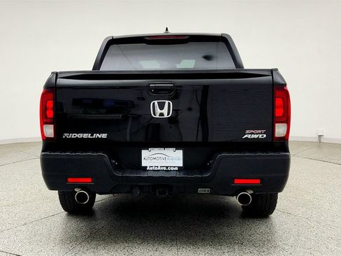 Used 2021 Honda Ridgeline Sport image 6