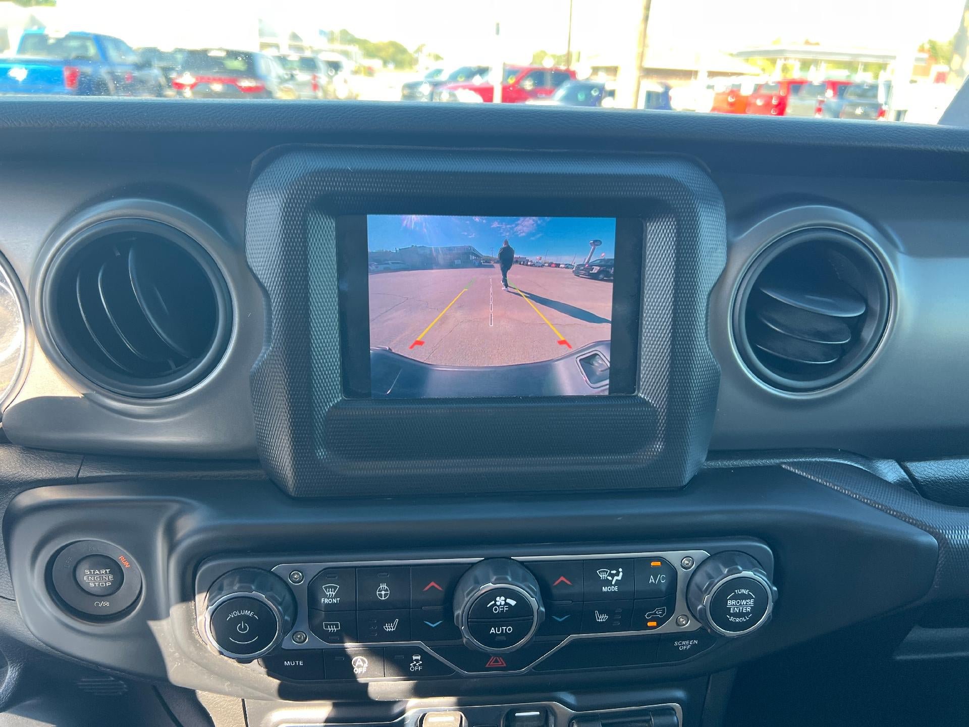 Used 2022 Jeep Gladiator Sport AWD/4WD image 20