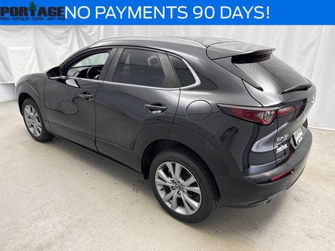 Used 2023 MAZDA CX-30 AWD 2.5 S w/ Select Package image 4