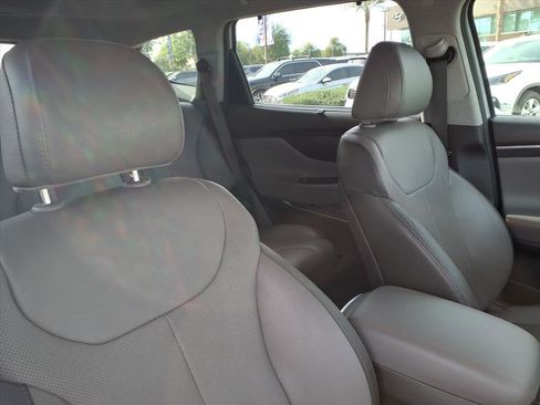 Used 2019 Hyundai Santa Fe FWD image 12