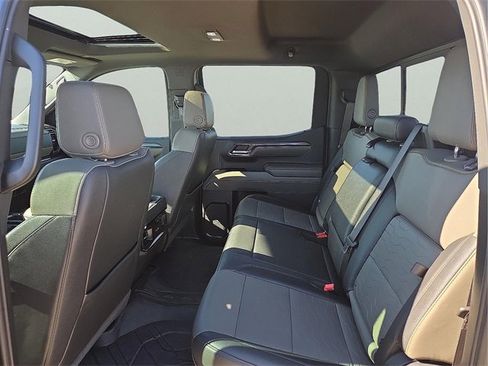 Used 2024 Chevrolet Silverado 1500 ZR2 w/ Technology Package image 12