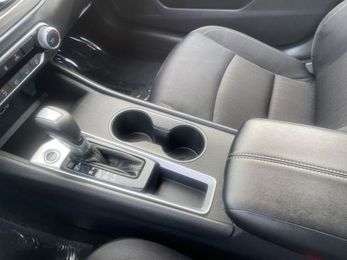 Used 2025 Nissan Altima 2.5 SV image 42