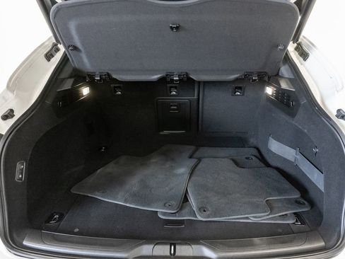 Used 2022 Maserati Levante GT image 34