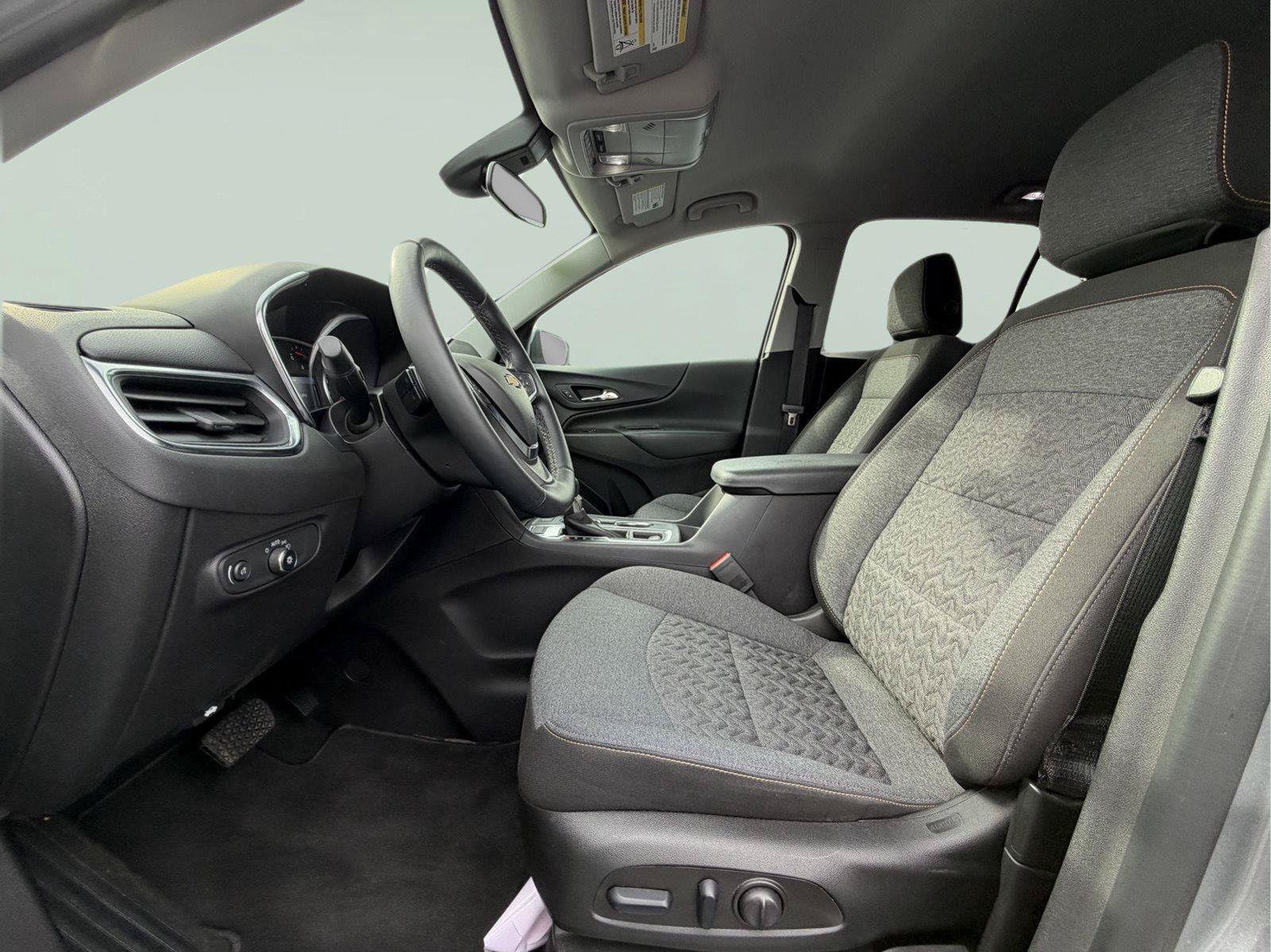 Used 2024 Chevrolet Equinox LT AWD/4WD image 27