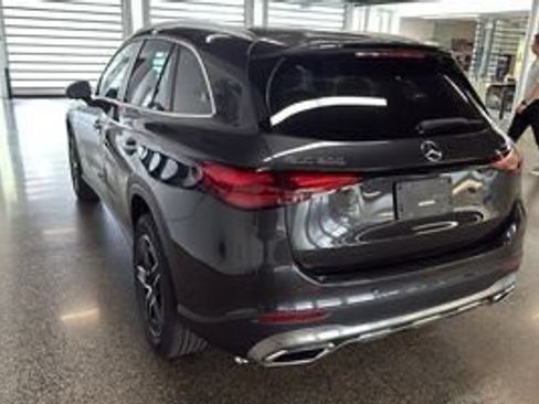 Certified 2026 Mercedes-Benz GLC 300 4MATIC image 4