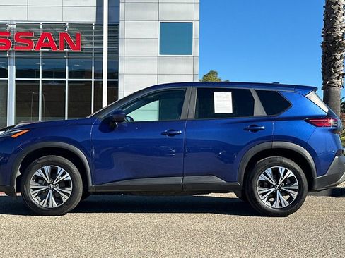 Used 2023 Nissan Rogue SV image 7