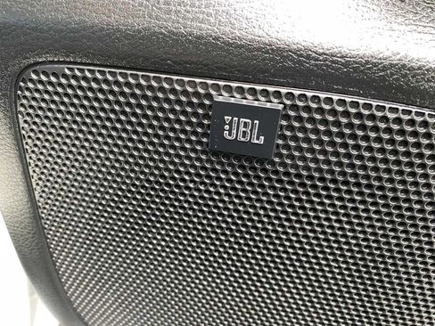 Used 2019 Toyota Tacoma TRD Off-Road image 37