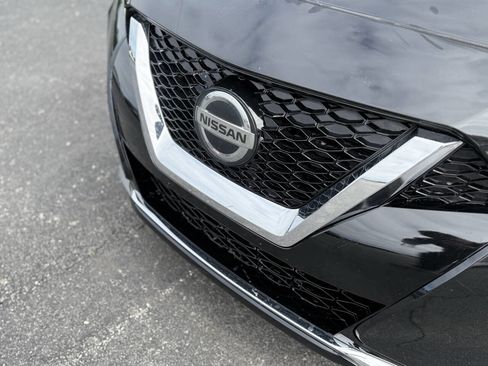 Used 2020 Nissan Maxima Platinum w/ Sport Mat Group FWD image 9