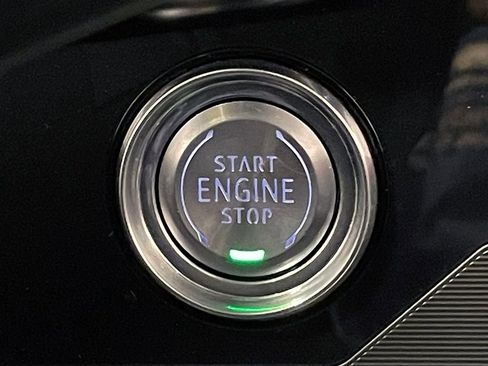 Used 2024 Chevrolet Corvette Z06 RWD image 67