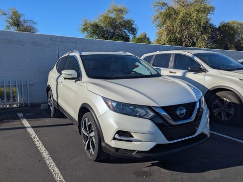 Certified 2022 Nissan Rogue Sport SL image 4