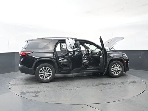 Certified 2022 Chevrolet Traverse LT image 30