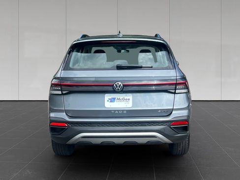 Used 2025 Volkswagen Taos S AWD/4WD image 4