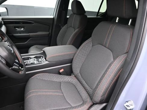 New 2026 Honda Pilot Sport image 19