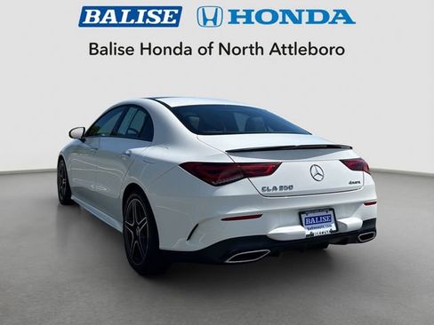 Used 2022 Mercedes-Benz CLA 250 4MATIC image 3