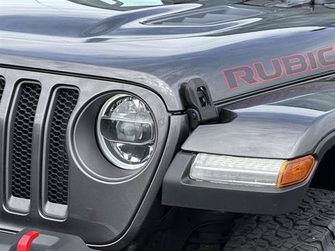 Used 2022 Jeep Wrangler Unlimited Rubicon w/ Dual Top Group AWD/4WD image 7