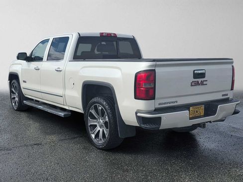 Used 2014 GMC Sierra 1500 SLT w/ All-Terrain Package AWD/4WD image 5