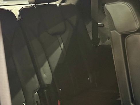 Used 2024 Kia Sorento S w/ Panoramic Sunroof Package image 78