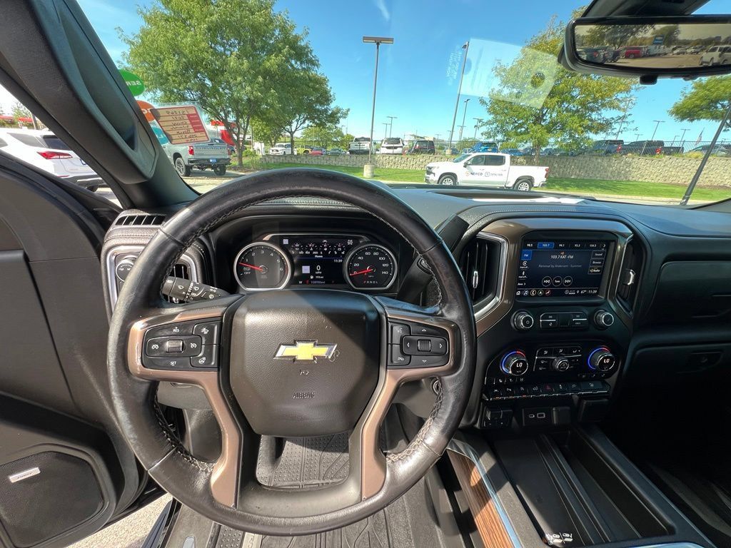 Used 2021 Chevrolet Silverado 1500 High Country w/ Technology Package AWD/4WD image 43