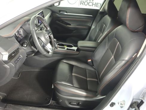 Used 2023 Nissan Altima 2.5 SR image 19