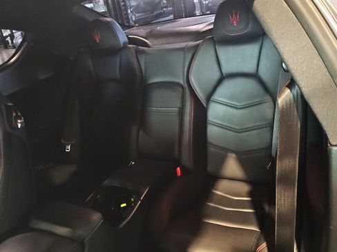 Used 2018 Maserati GranTurismo Sport RWD image 27