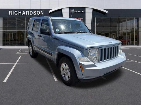 Used 2012 Jeep Liberty Sport AWD/4WD image 5