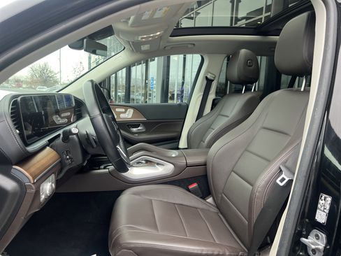 Certified 2023 Mercedes-Benz GLS 450 450 4MATIC image 11