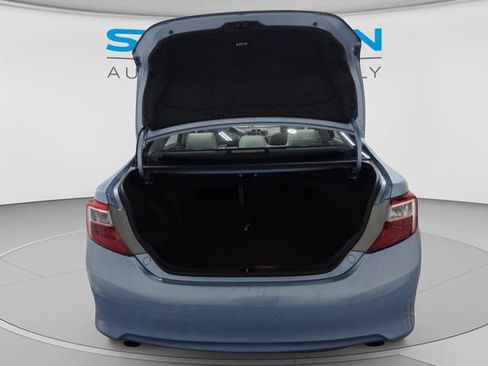 Used 2012 Toyota Camry XLE FWD image 35