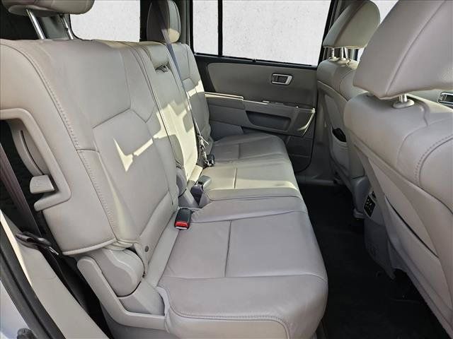 Used 2013 Honda Pilot Touring image 23