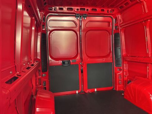 New 2026 RAM ProMaster 2500 w/ Convenience Group image 28