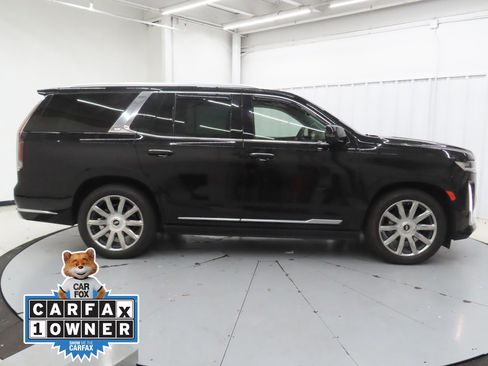 Used 2023 Cadillac Escalade Premium Luxury Platinum RWD image 2