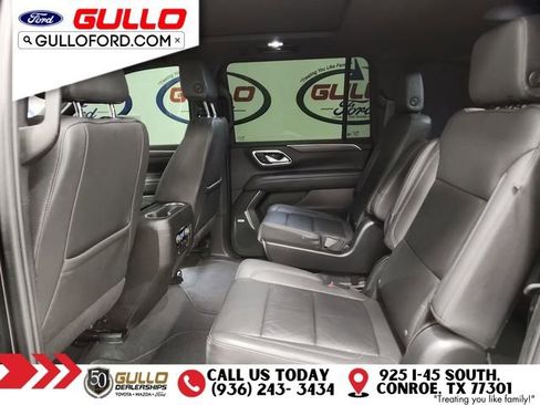 Used 2023 Chevrolet Suburban Z71 w/ Luxury Package image 15