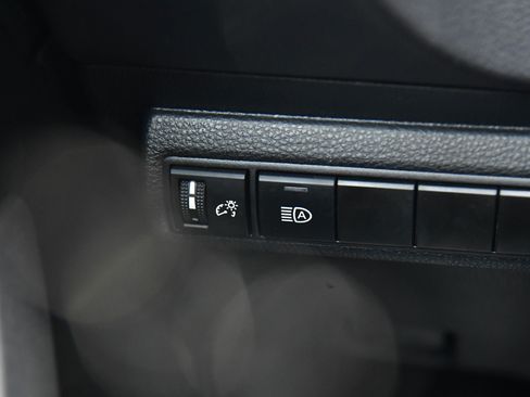 Used 2024 Toyota Corolla LE image 31