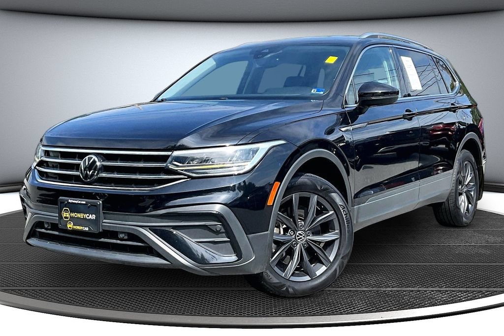 Used 2022 Volkswagen Tiguan SE AWD/4WD image 3