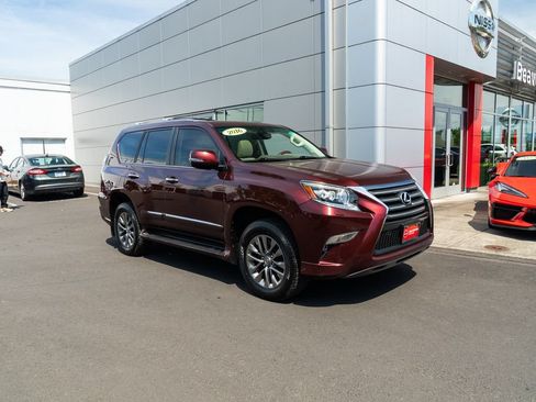 Used 2016 Lexus GX 460 Luxury AWD/4WD image 28