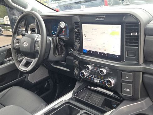 Used 2025 Ford F250 Lariat w/ Lariat Ultimate Package image 6