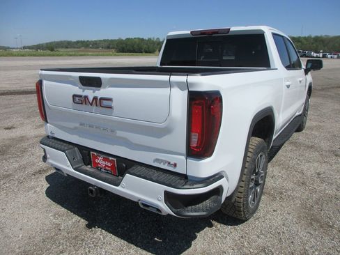 New 2026 GMC Sierra 1500 AT4 w/ AT4 Premium Package image 5