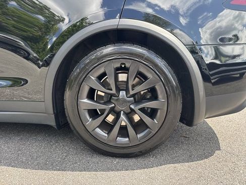 Used 2023 Tesla Model X AWD/4WD image 21