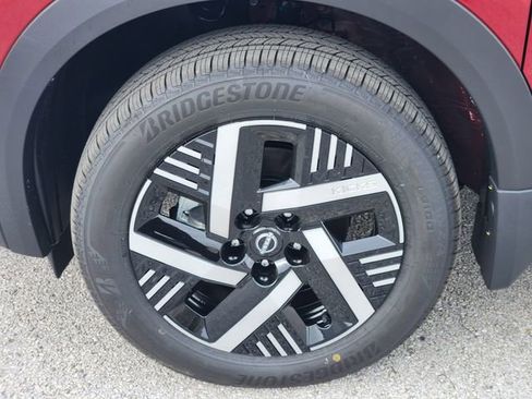 New 2026 Nissan Kicks SV image 7